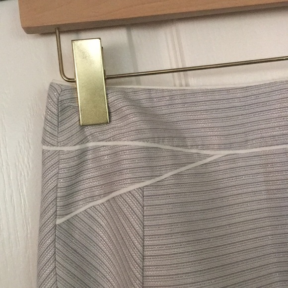 Skirt - Picture 3 of 4